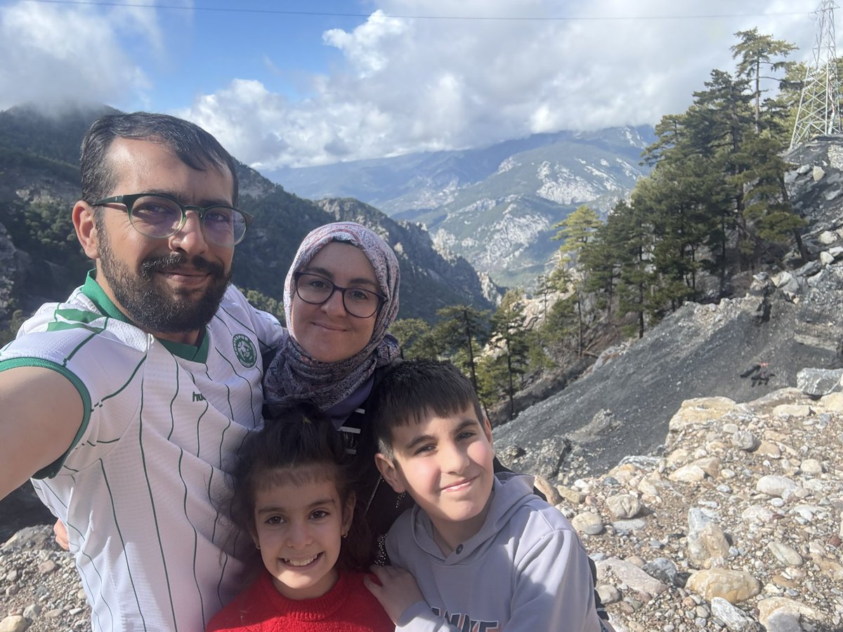 Yine geliyoruz senin yanına <a href="/konyaspor/">TÜMOSAN Konyaspor</a> 

📍Hadim -Alanya Yolu Kuş Yuvası Mevkii

Bu mutlulukla geri dönmeyi nasip et yarabbim.