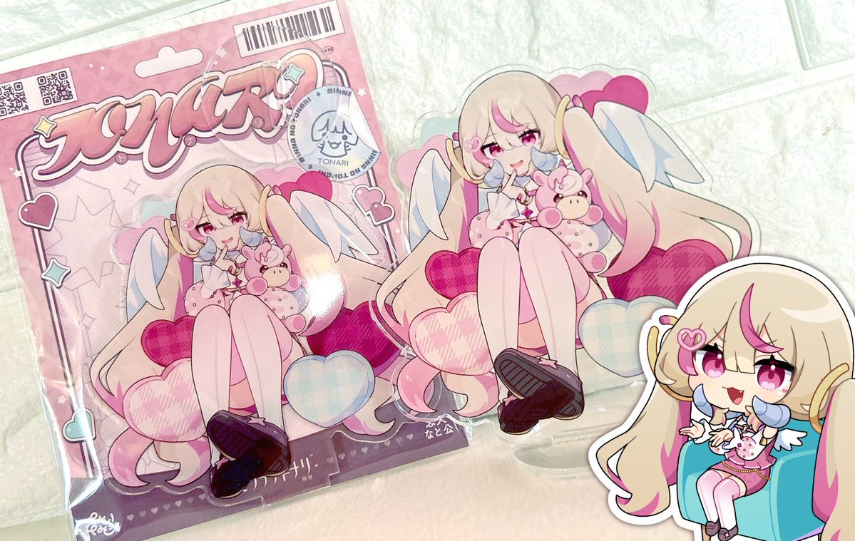 お品書き続き 》 🌟グッズたち🌟 グリッター缶バッジが新作です！ ぜひ