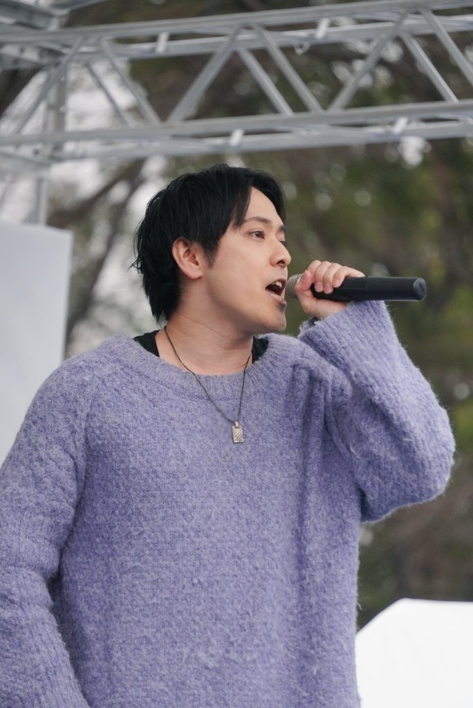 2.14 上野恩賜公園噴水前広場
ウエノデ.パンダビアフェスタ2026
雷斗さん✨️

対バンの方々はわからないので、今日は雷斗さんを見に😊
澄んだ歌声が上野に響き渡りました🥹✨

いつも春花さんをS:CREAMに呼んで頂きありがとうございます！🥹
#雷斗 #260214イベント