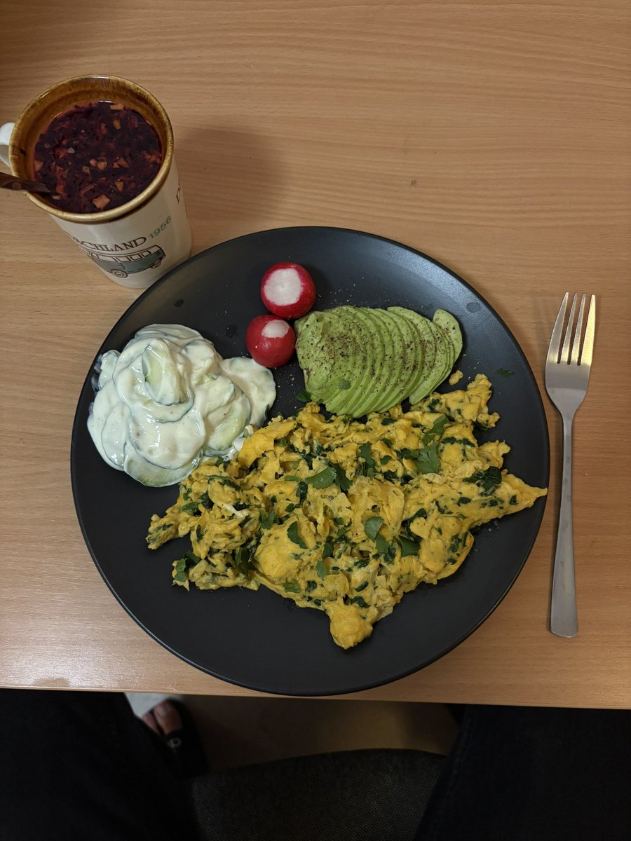 31b4_'s tweet photo. Best way to start your day. https://t.co/PcZ9Ql0Pvb