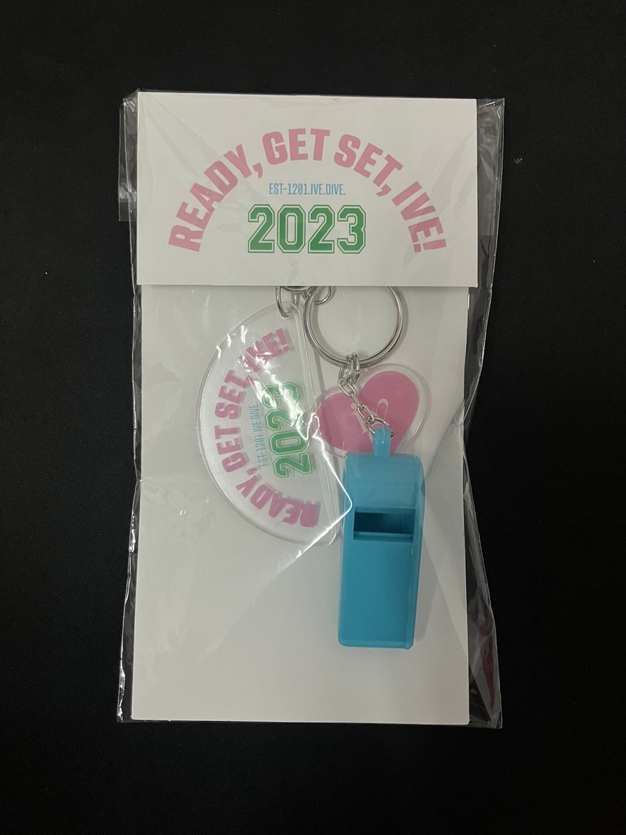 Eleanorr_n's tweet photo. พวงกุญแจ IVE SEASON'S GREETINGS

100 รวมส่ง

#ตลาดนัดไอบึ #ตลาดนัดive https://t.co/inFfaH0i5w