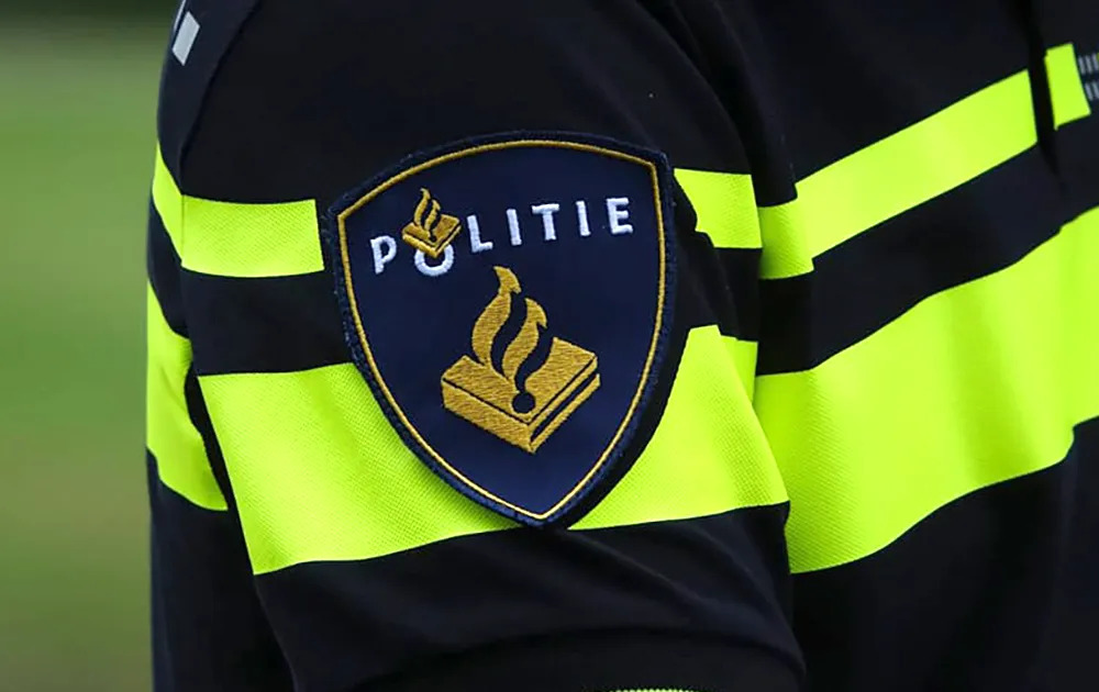 Politie doet inval in Vijfhuizen: drugs en munitie aangetroffen