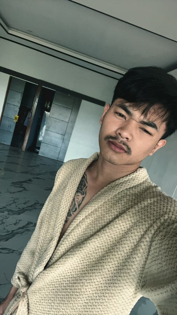 จะเอาดอกไม้หรือดอกโตนน