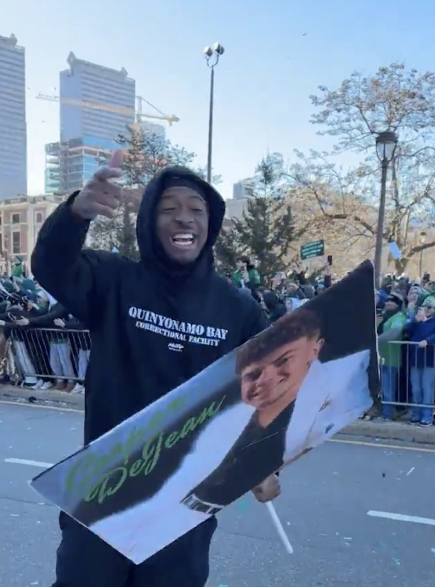 eaglesfilmstudy's tweet image. Happy anniversary my people 👊#FlyEaglesFly #ValentinesDay2025