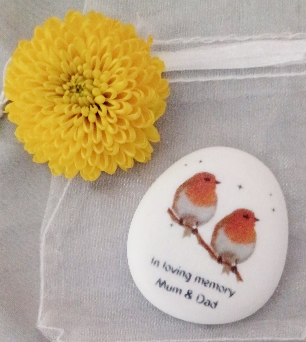 SuziQCrafts's tweet image. These keepsake pebbles have been one of my best sellers, and can also be personalised 💖 Smooth and sensory, and they retain heat, which can be comforting to hold in quieter moments.

folksy.com/items/8605993-…

#robins #keepsake #personalisedgifts #ukgifthour #ukgiftam #shopindie