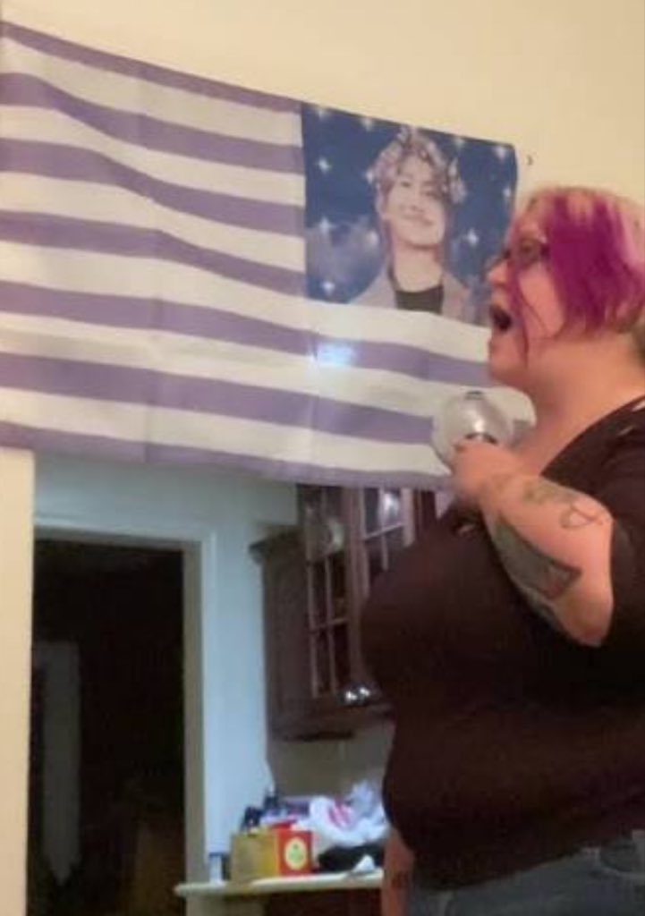 mollycyrus tweet media