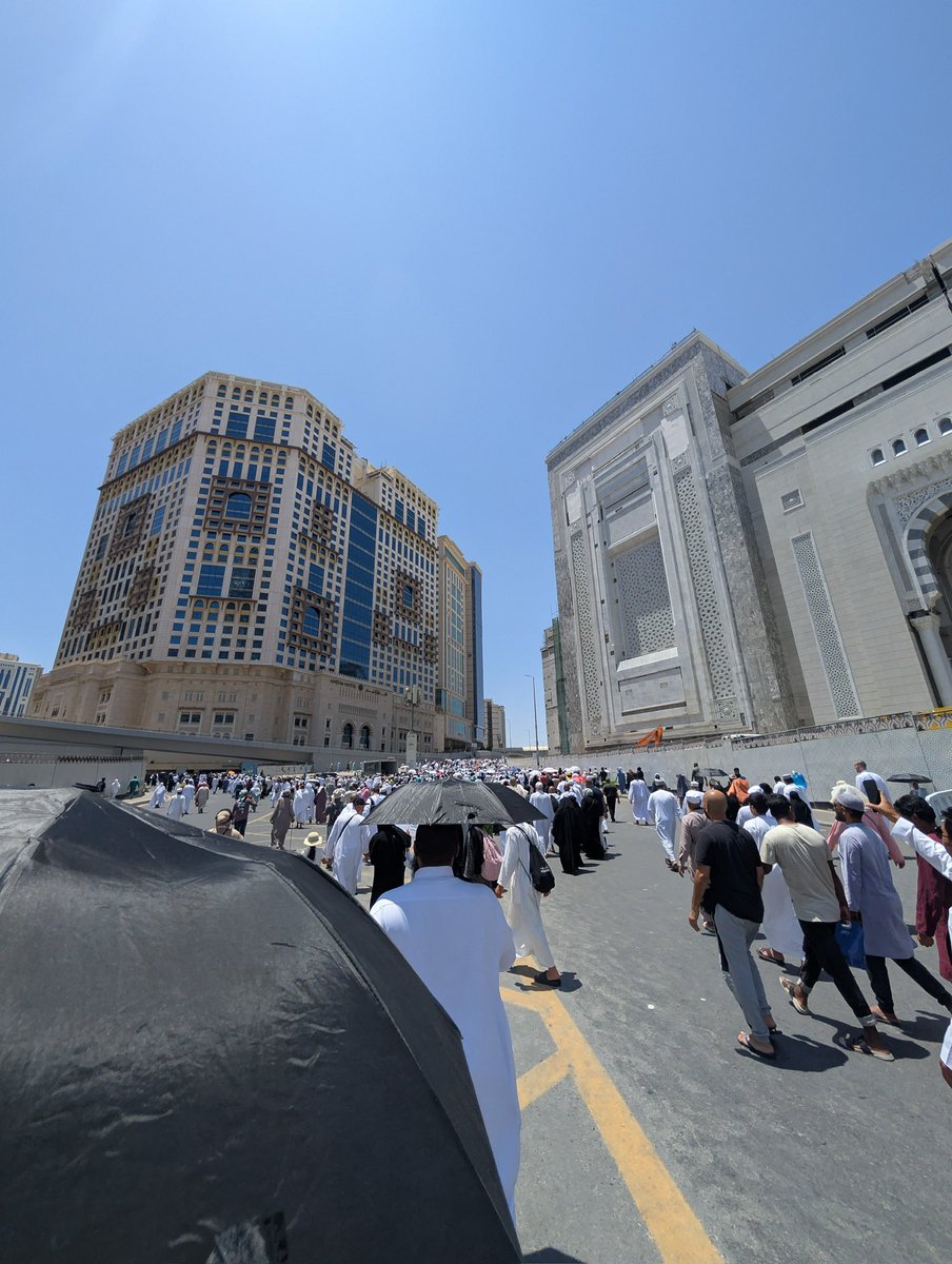 Captain ☄️ tweet media