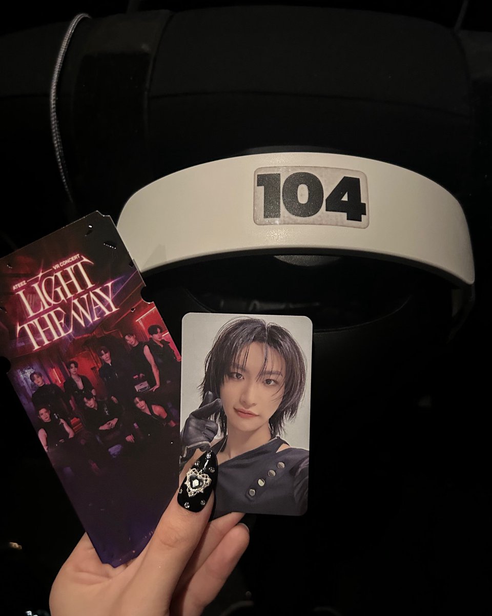 yzilo0s's tweet photo. 𝖠𝖳𝖤𝖤𝖹 𝖵𝖱 𝖢𝖮𝖭𝖢𝖤𝖱𝖳💋 https://t.co/cJqMG2SkiG