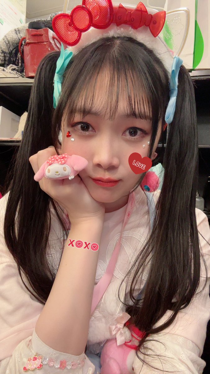 我がアイドルあみうさぎちゃん、ハッピーバレンタイン🥰💖我がアイドル