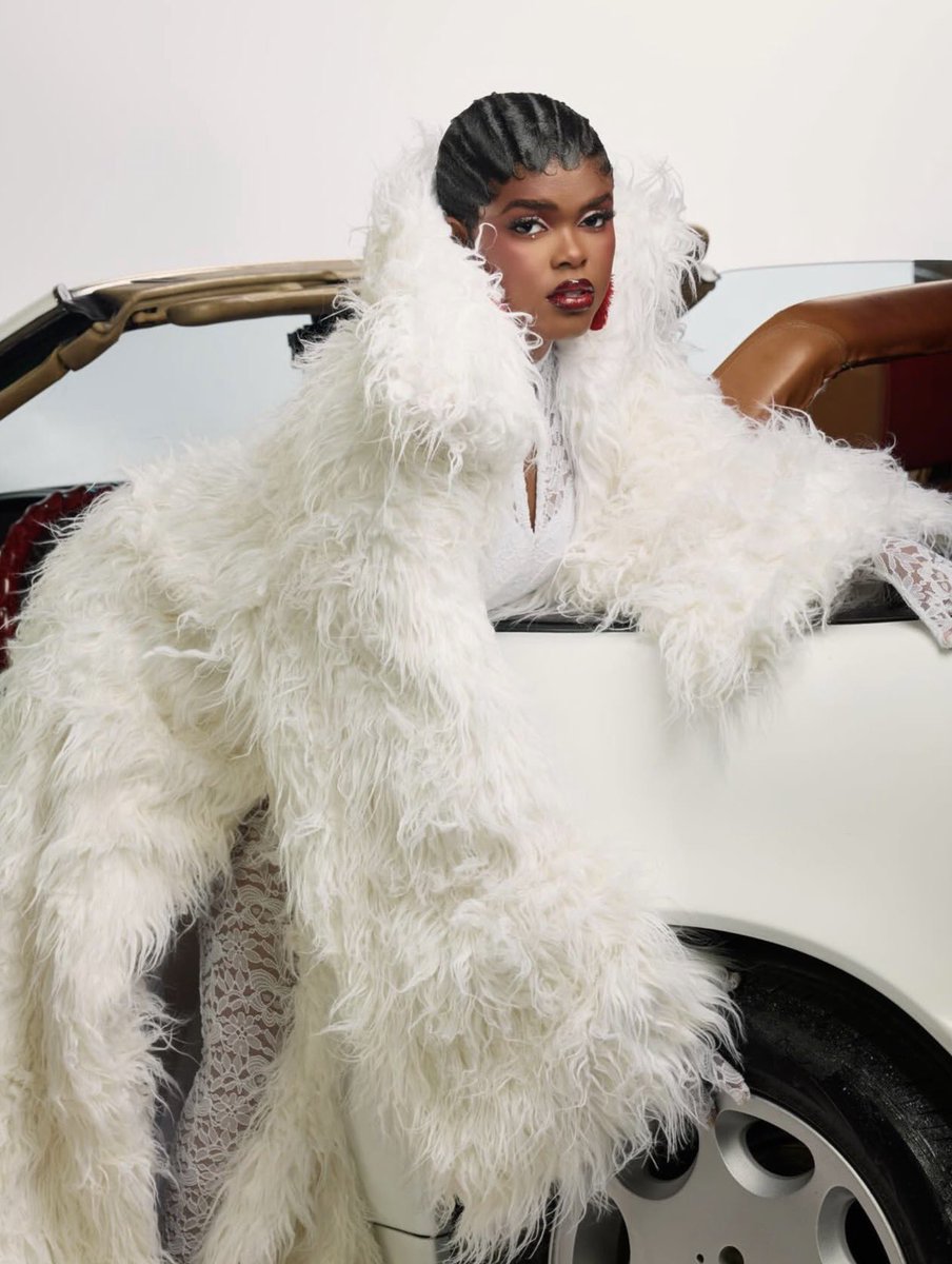 Just in 🚨:Jarvis stun out in a valentine pictures meh this is Coolest outfit have seen so far today 🥹