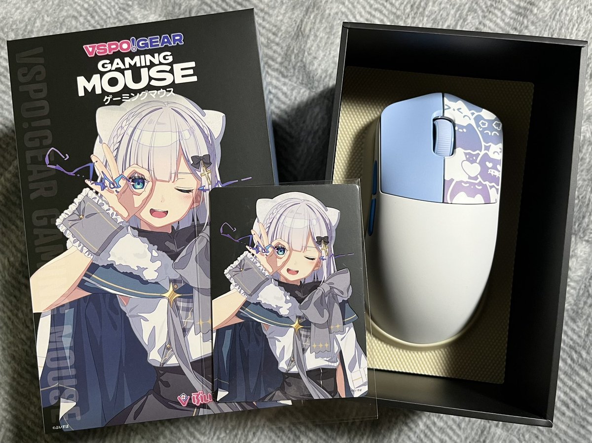 すみーのマウス届いた〜👾💤
デザインと形◎
持ちやすくてかなり良さそう
#花芽すみれ