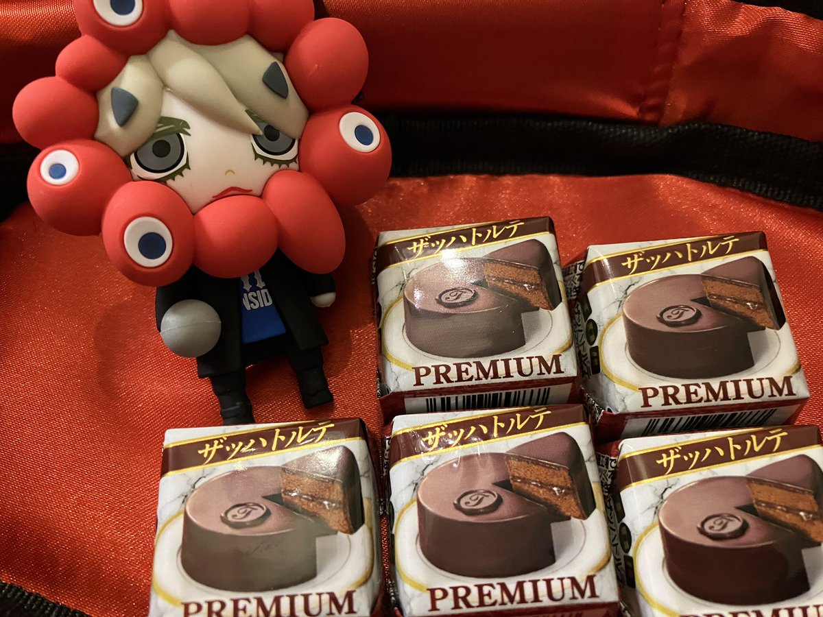 コンビニでドリンク一本無料みたいなの当たってついでに何か買おうと