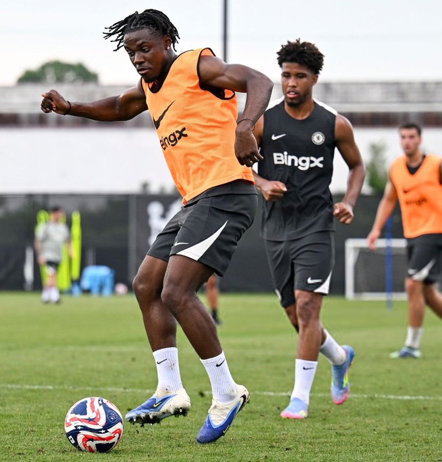 Tobs🍂 tweet media