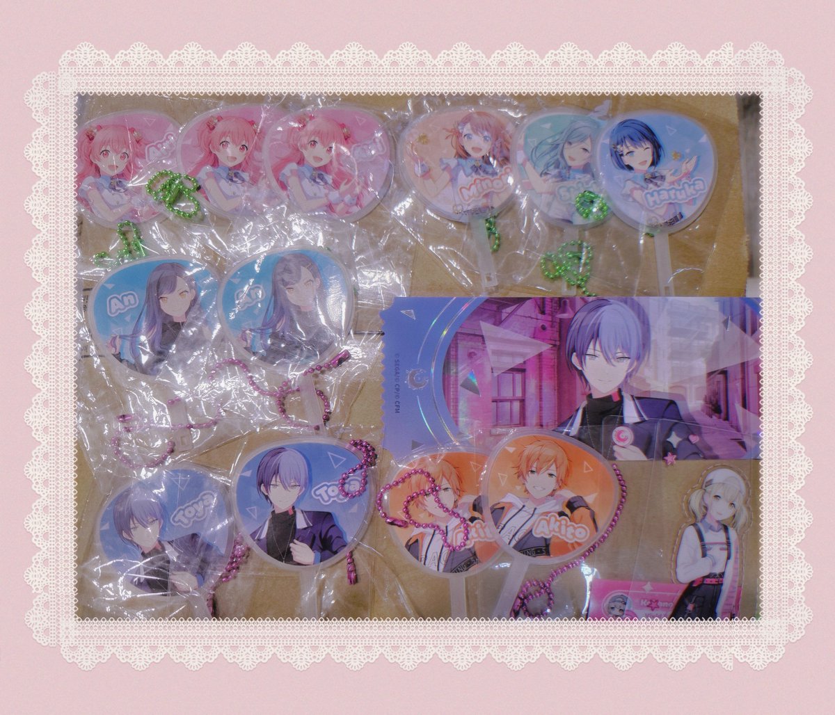 うちわ買った－！！
友達と一緒に行った

１３個うまい☺️ めちゃ可愛い🥹🌸