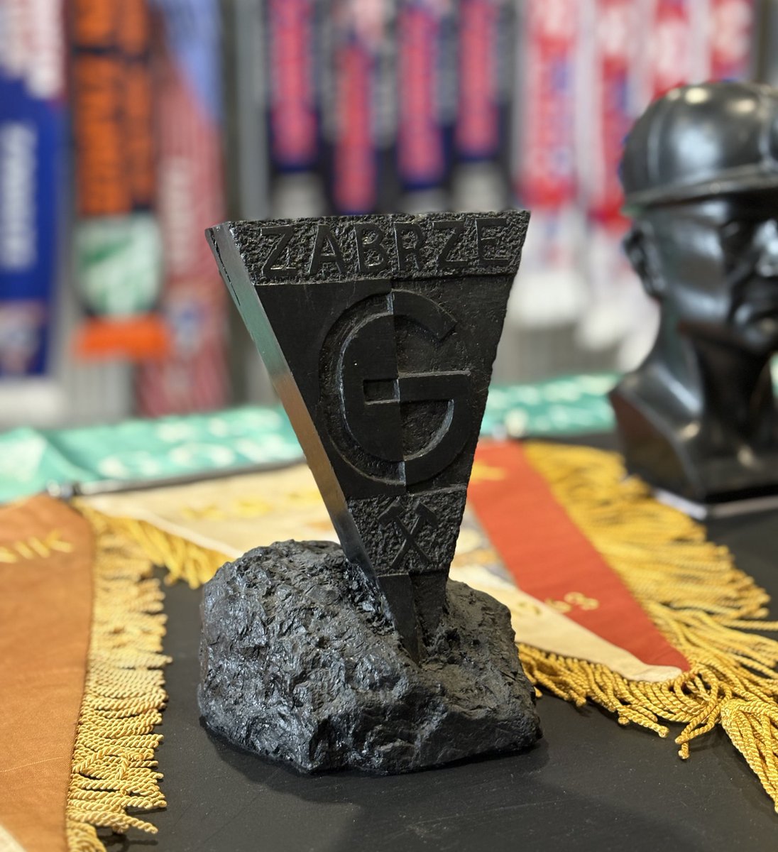 Elegancik Francik tweet media