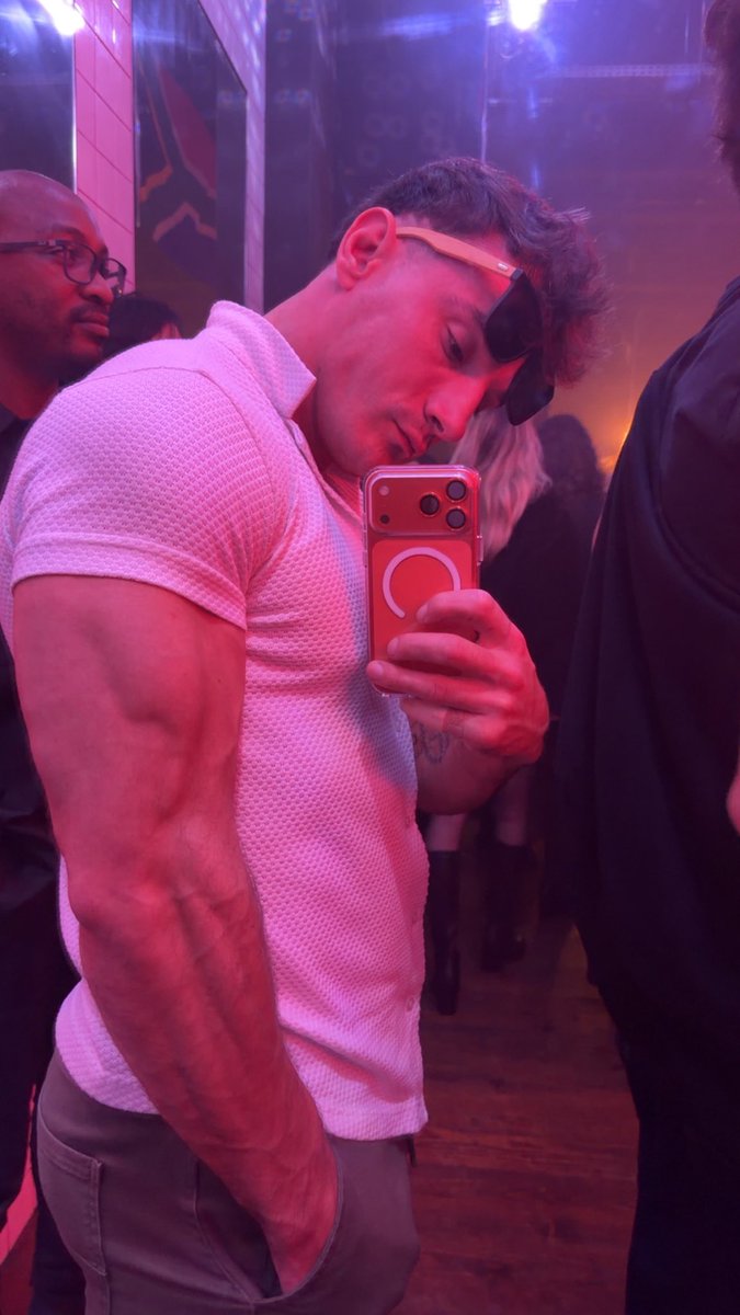 Chauteau Anthony tweet media