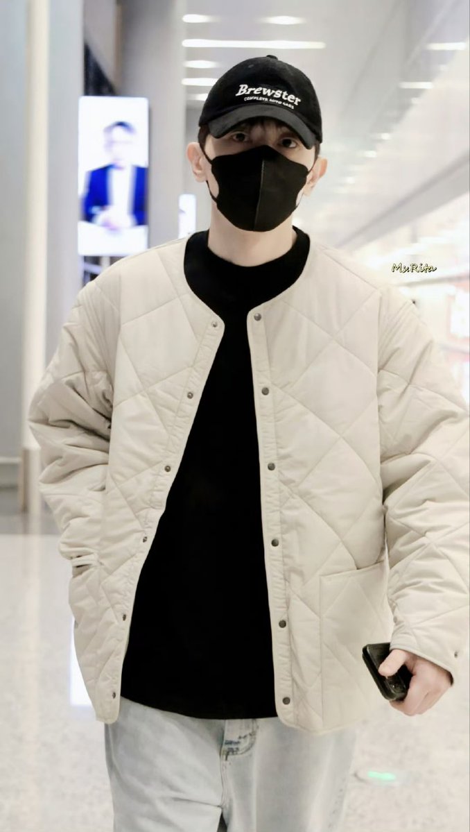 Đăng hôm nay [14/02/2026]

Chúc tình yêu của em Valentine vui vẻ 🍫

Cr. Ms. Rita 
#DengLun #邓伦 #鄧倫 #AllenDeng #ĐặngLuân #ĐăngTâmNhỏ