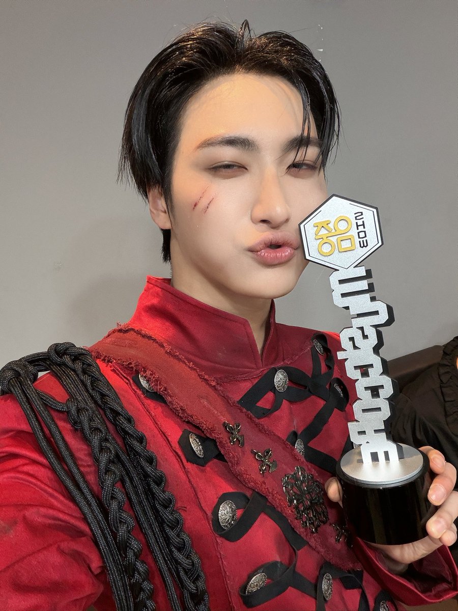 two_spring_'s tweet image. 너에게 행복을 줄 수 있어서 참 좋다:)