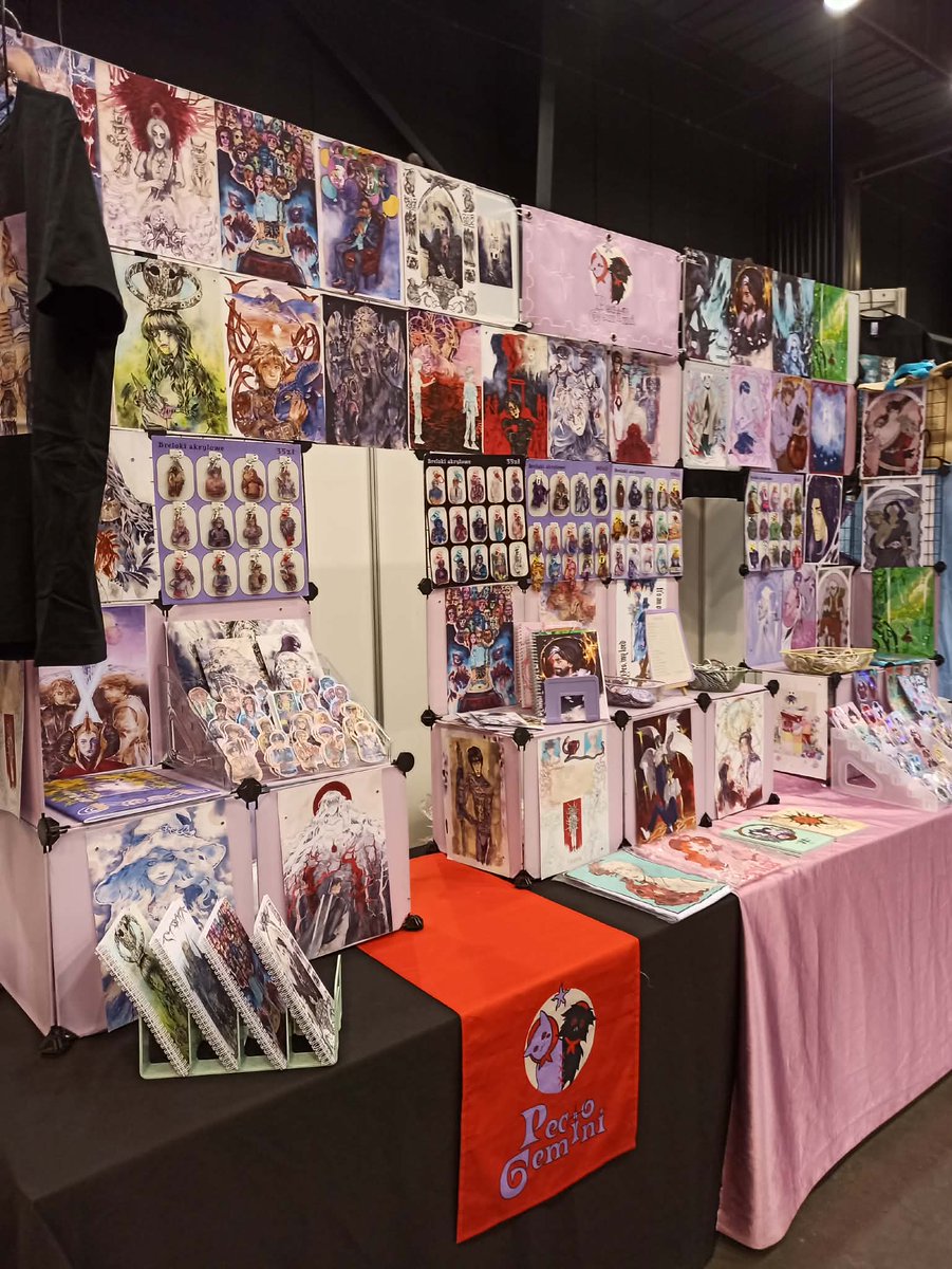 Happy Valentine's Day! 🩷

I'm for whole weekend sitting at my booth at Remcon, come visit me :3

#remcon #pyrkon #konwenty