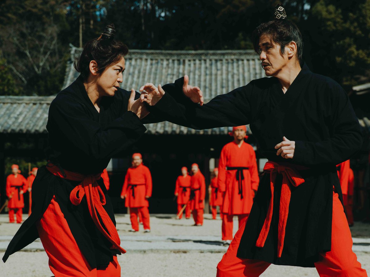 #ドラマ水滸伝
⋱\ ⚔️今夜よる𝟏𝟎時、集結せよ💥 /⋰
⠀
✐☡第𝟏話の必見ポイント
﹌﹌﹌﹌﹌﹌﹌﹌﹌﹌﹌
✔腐敗した国を倒すべく、宋江(#織田裕二)が動き出す！
⠀
✔ “托塔天王”の名で恐れられる晁蓋(#反町隆史)も盗賊一派を束ねて登場🐎