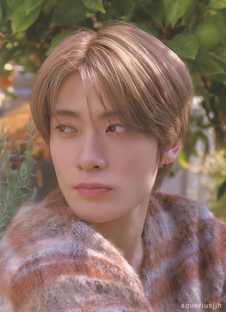 เพิ่งเข้าใจเนื้อเพลงพี่แกงส้ม ไอ้ท่อน “รักเธอคนนี้ 24 ชั่วโมง เช้าสายบ่ายเย็นก็ยัง I love you ไม่ว่าจะกินไม่ว่าจะนอนอะไรๆ ยังไงก็เถอะ หัวใจเปิดให้เธอ All day and night ให้เธอเข้ามานั่งนอนเดินข้างในใจ บอกใครต่อใครว่าใจข้างในฉันมีเจ้าของก็คือเธอ” วันนี้เห็นภาพแล้วครับ😍🤟🏻💖