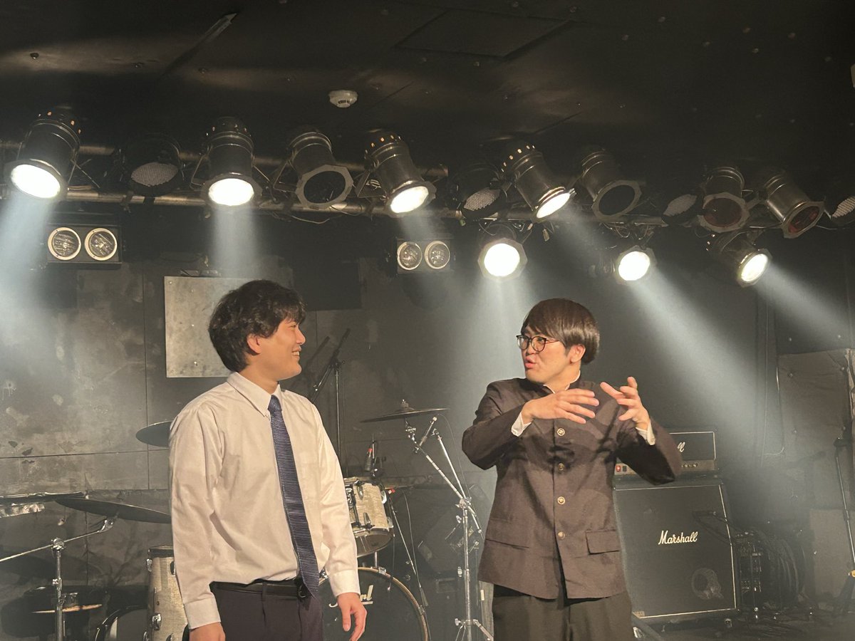 cohgun's tweet photo. お笑い芸人さん始まりました〜

#ゴチャマゼ音楽祭
#鶴見GIGS https://t.co/5lvAOrvgnK