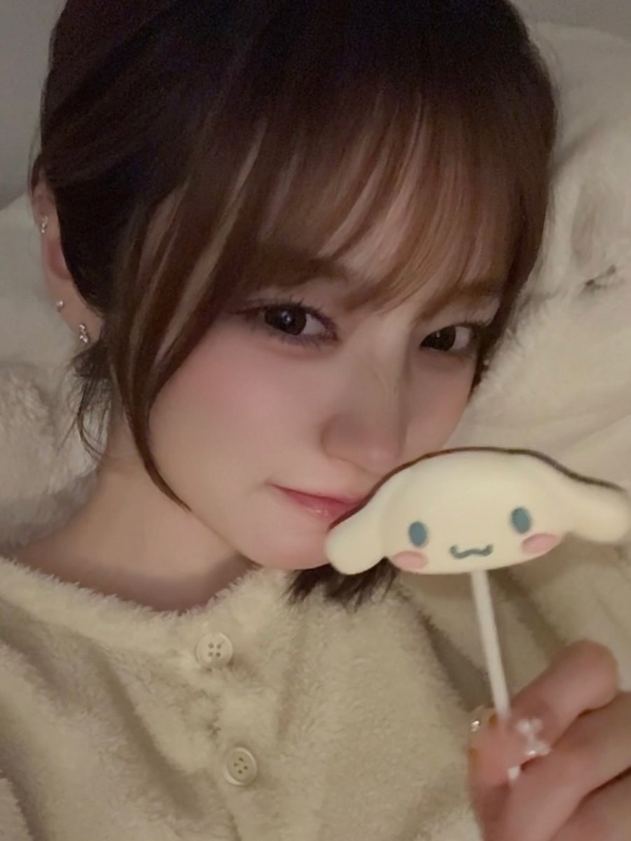 ( 📸 ) INSTAGRAM | 14.02.26
#HINA (@/hin_.a07) : 𝙃𝘼𝙋𝙋𝙔 𝙑𝘼𝙇𝙀𝙉𝙏𝙄𝙉𝙀’𝙎 𝘿𝘼𝙔 .｡･ﾟ♡･:.｡.

🍯 › #히나 #LIGHTSUM #라잇썸