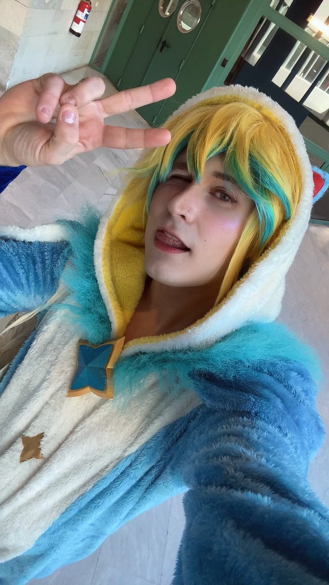 James_Rocket🌹kirtashCross tweet media