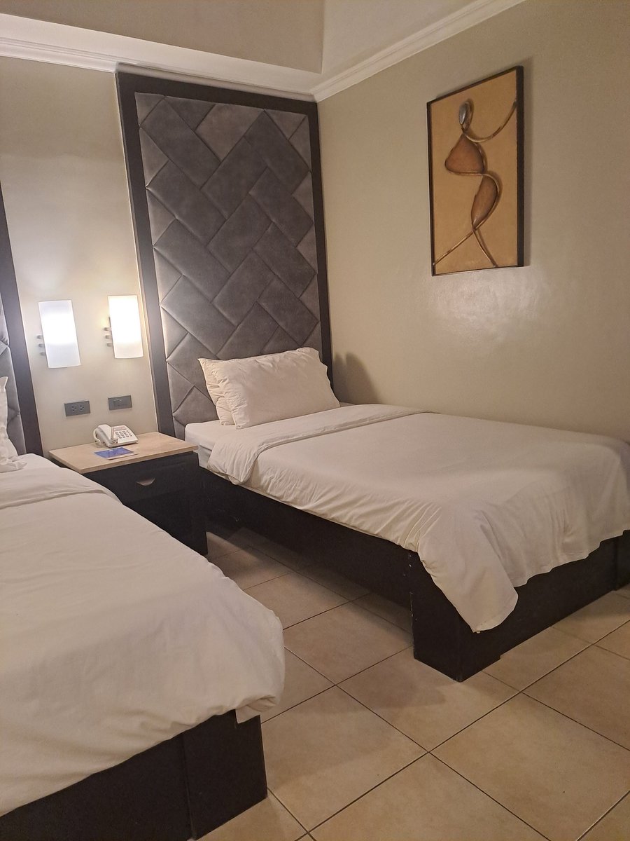 March66258517's tweet photo. View tonyt.
#LoveFun🤣 #tara #iloilo #babe #orgy #twosome #soulmate #hotel #gala
#Dm https://t.co/LqjiKBQgUz