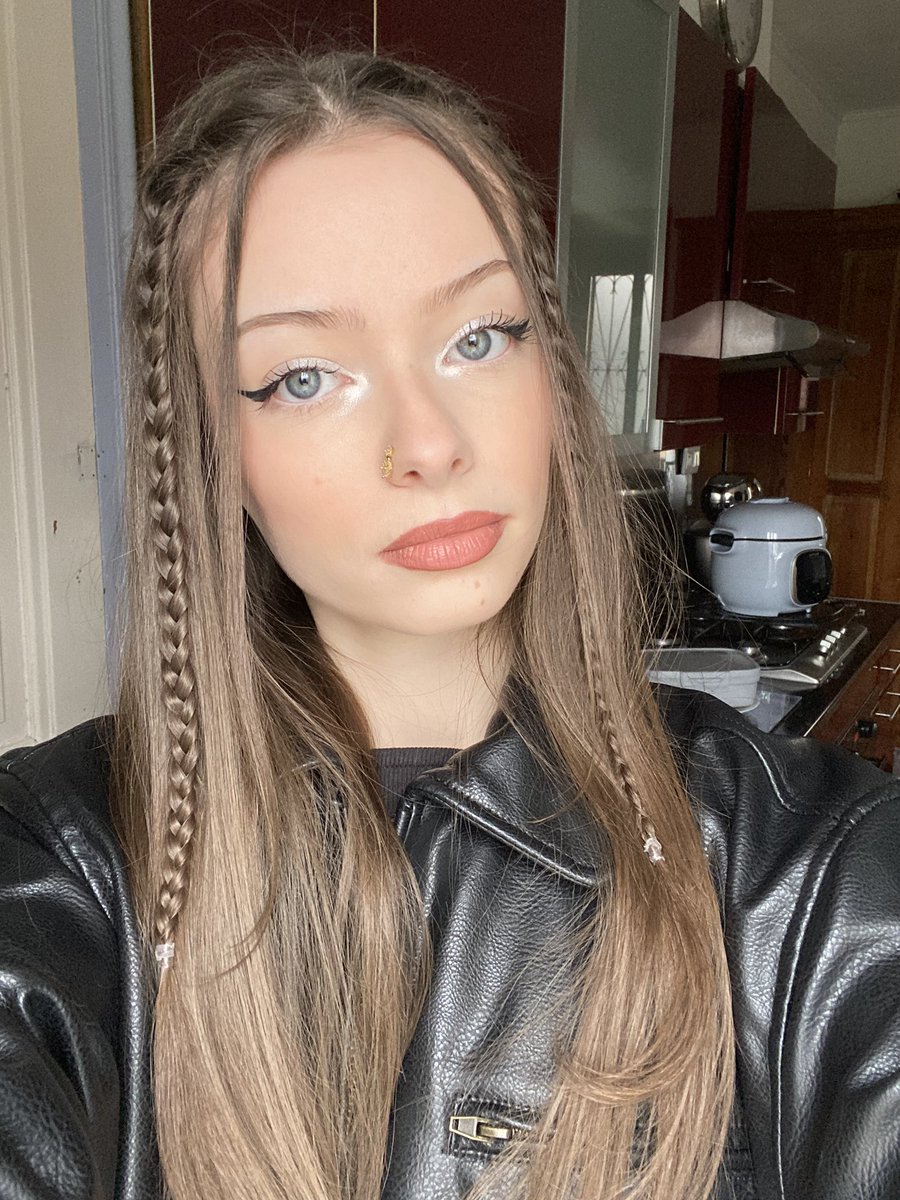 ⁺˚ ♰ ༝☆₊˚☭ ༝ tweet media