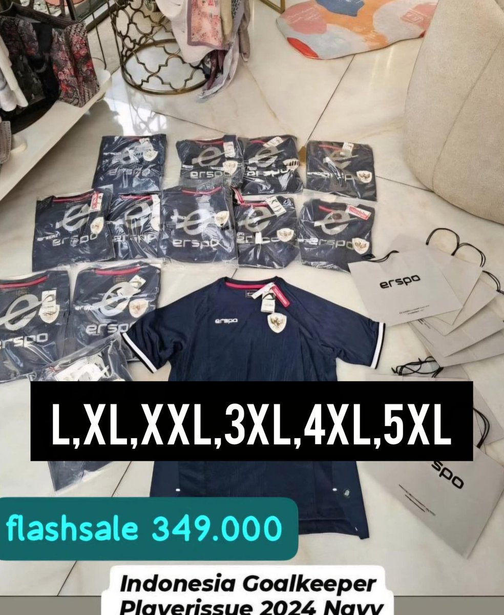 futebolre's tweet image. #forsale  #1565 #TIMNAS
#Indonesia Home 2022-23 PI Boxset 4XL 999rb,MP + admin
tokopedia.com/futebolorigina…
WA 0895 33284 3252
Thanks om @Jerseyforum @fajarrusalem @TitipLawas @jerseysneil @jerseycadangan @indonesianjsy @adipati_store @NangorianSports @Officialkjti @JerseyLigina