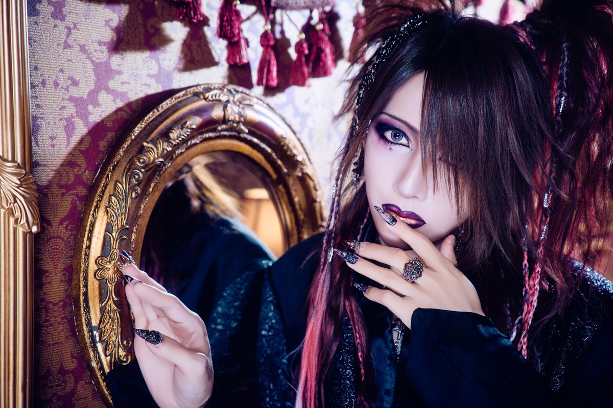 タワレコで入手した「激ロック」最新号✨表紙&特集は、ex.Syndromeの