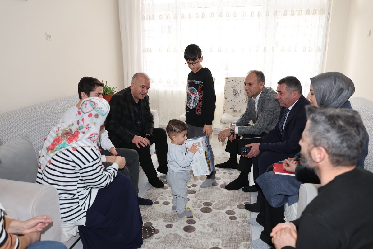 Numan Hatipoğlu tweet media
