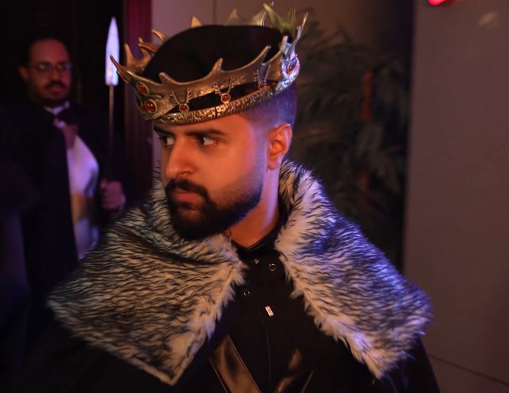 جاهزين تتشقلبون من الضحك بسبب ذا الرباعي ؟؟