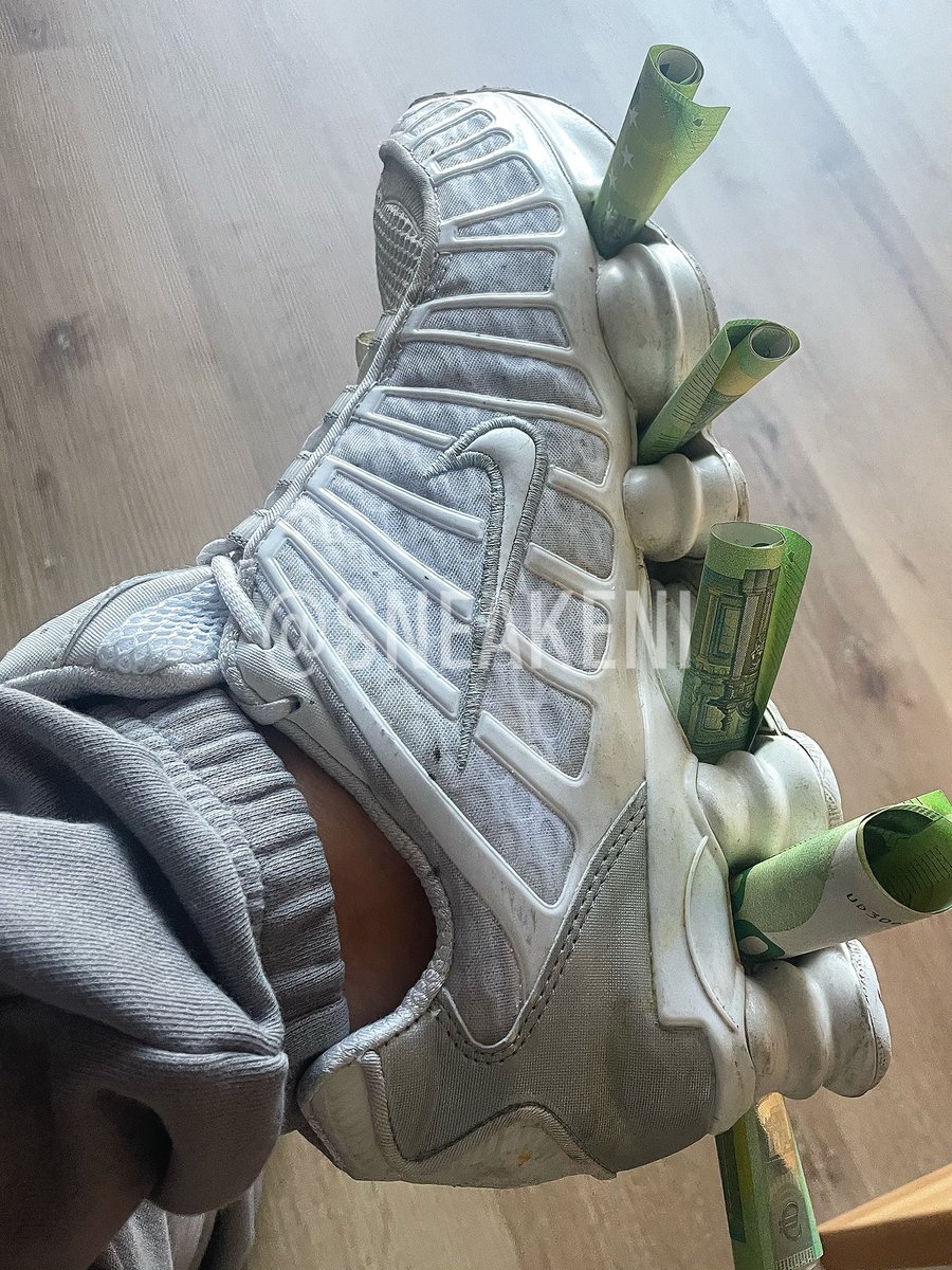 Sneakerdomking tweet media