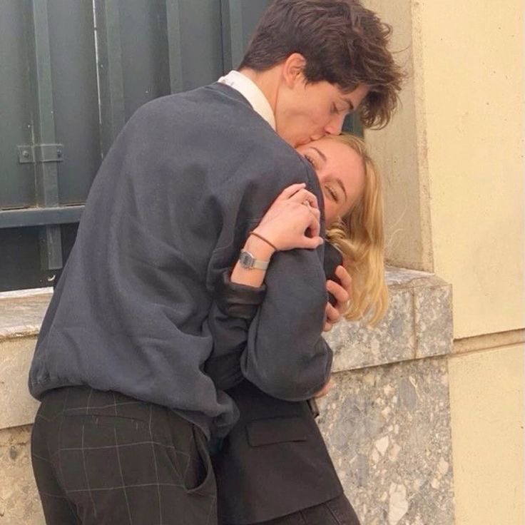 jvmeshunter's tweet photo. buon san valentino alla detective ficcanaso che mi ha cambiato la vita.
non hai idea di quanto io sia fortunato ad averti vicina ogni giorno june, ti devo tutto. https://t.co/H6dxVEGBhe