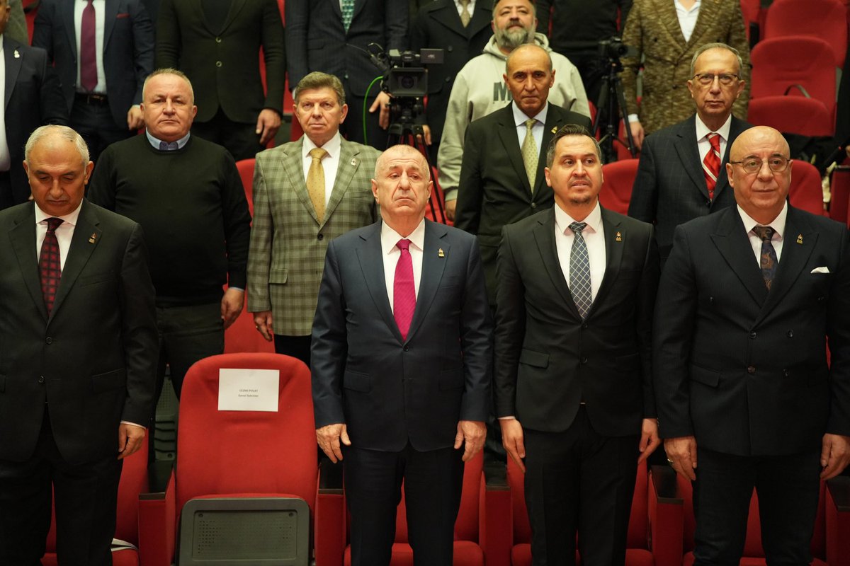 Zafer Partisi “Tertemiz Türkiye” Çalıştayı; Genel Başkanımız Sayın Prof. Dr. Ümit Özdağ’ın açılış konuşmalarıyla başlamış olup, Divan ve GİK üyelerimiz ile Ankara İl Başkanımız Sayın Alperen Akbaş ile birlikte katılım sağladığımız program yoğun ilgiyle devam etmektedir.

Program