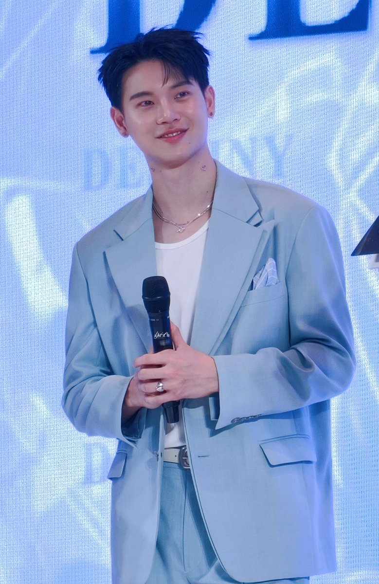 สวัสดีวันวาเลนไทน์นะค้าบ😘

#FriendsofDestinyYinWar
DESTINY CLINIC YINWAR 02
#yinyin_anw Yin Anan <a href="/yinyin_anw/">Yinyin</a> #หยิ่นวอร์