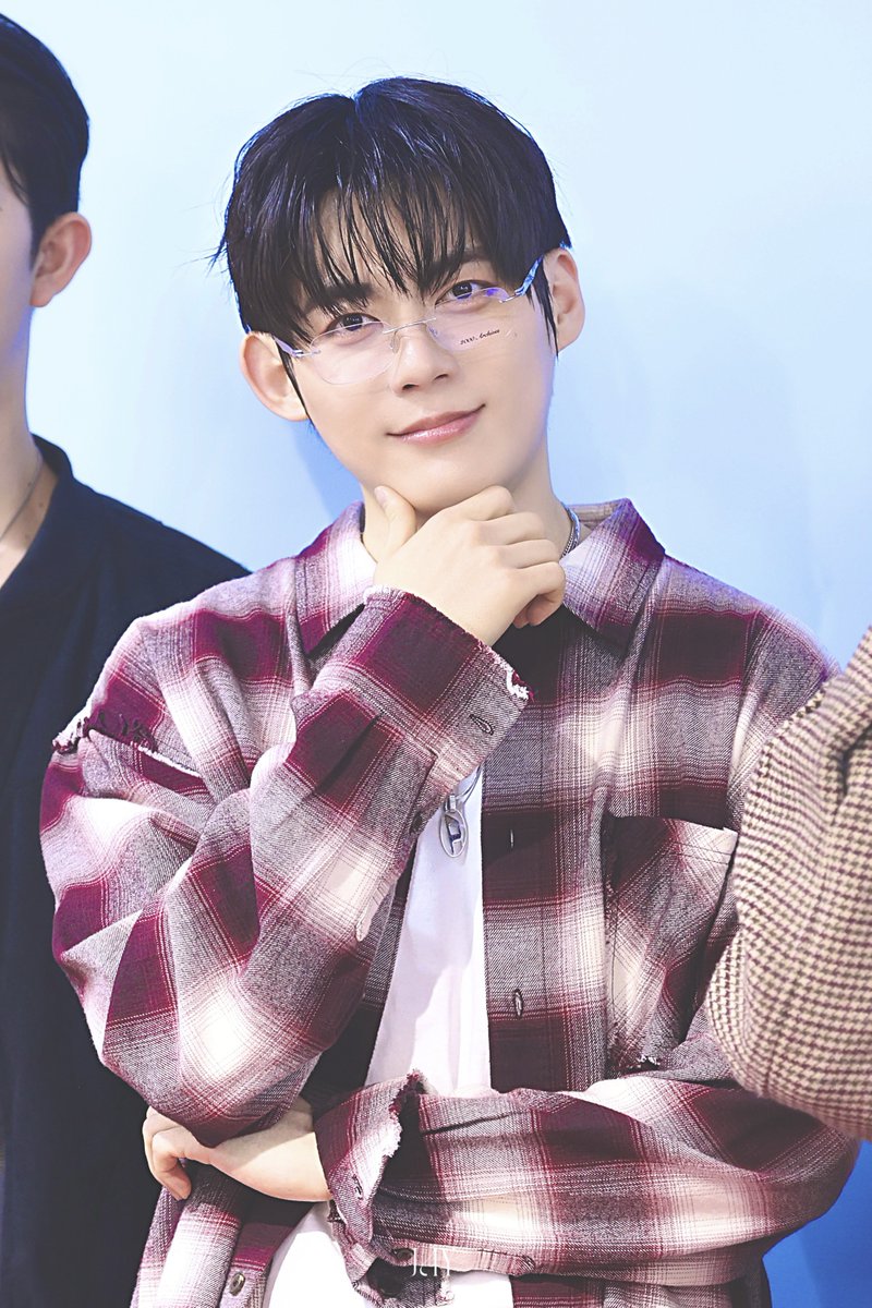 BXB__Jay's tweet photo. 🧡
260214 일본 🫳🏻🫳🏻

#BXB  #비엑스비 #Jihun #지훈
@bxb_twt @BXB_wolfburn https://t.co/U2qqFL1XOX
