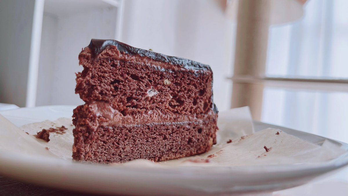 7momonga7's tweet photo. さやちゃんからめちゃ美味しいケーキをもらったし、オシャなイタリアンも食べてはっぴーでいでした！ https://t.co/rreJTy2vKD