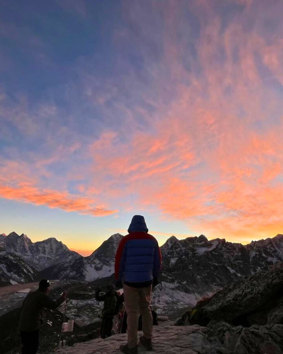 Work the World tweet media