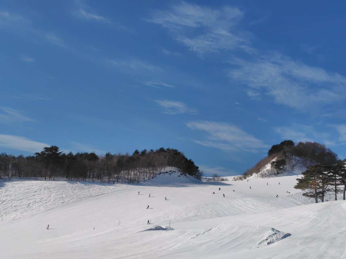 a_mwup's tweet photo. 今日は気分転換にスノボしに行って来ました🏂️
めちゃくちゃ気持ち良くて楽しかったな😀
また行こうっと🎵 https://t.co/KQ07V7kb9v
