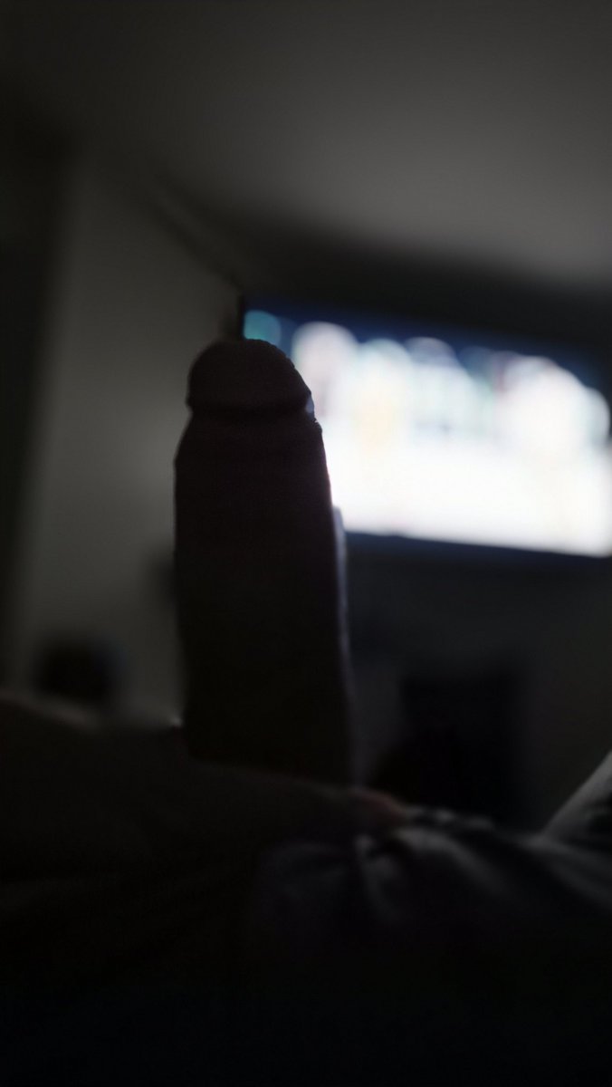 Ferchocensored's tweet photo. Por lo visto mi verga se resistió a dormir!!! 
#Insomnio #Verga #Gay #Cali #Sur #Heteros #Serios #Machos #MORBO https://t.co/sTXdfnbGDq