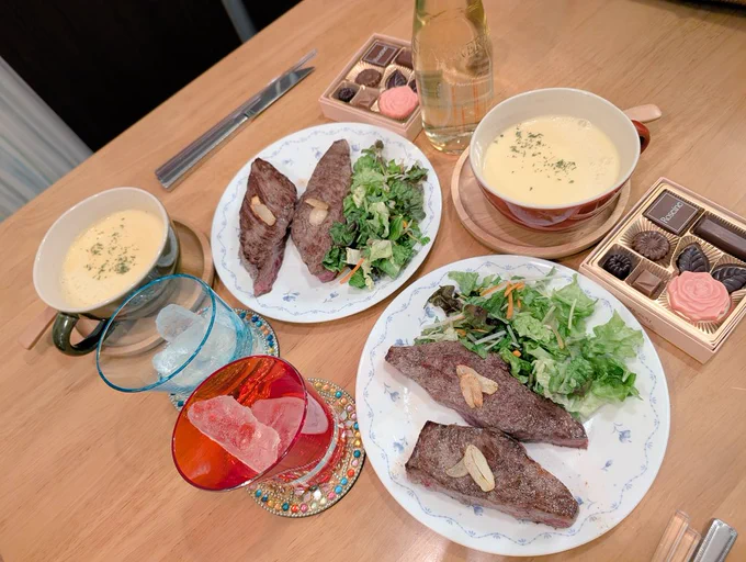 バレンタインなので簡単にステーキを焼いた(๑•̀ㅁ•́๑)✧義母と私が同じスーパーで同じチョコを買っていたwww