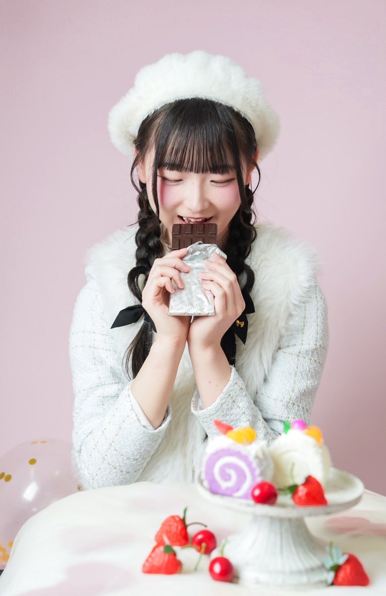 土曜日、お疲れさまです🤍 せっかくのバレンタインだというのに、高熱