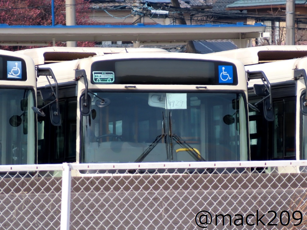 mack209's tweet photo. 東武バスウエスト（大宮200か 32-98／社番:5384［上尾］）
今月導入したKV290N4。
同日登録ではありませんが、連番で5385（大宮200か 33-04）も入ってます。
代替は9929と9930。 https://t.co/4slDRW4n5K