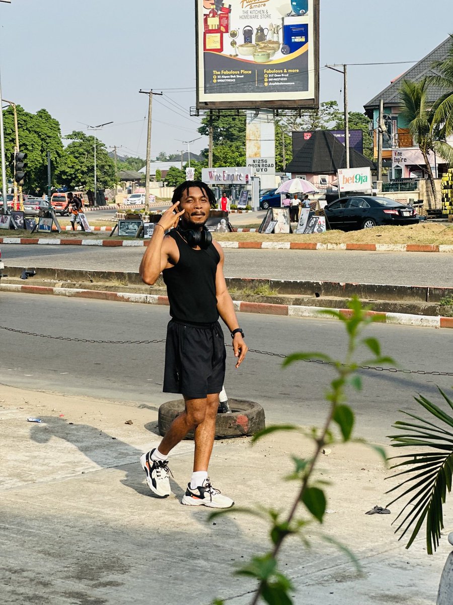 Diamond71172824's tweet photo. #Goodsweat
Run to love๐โฅ๏ธ https://t.co/zQyoQjcrGK