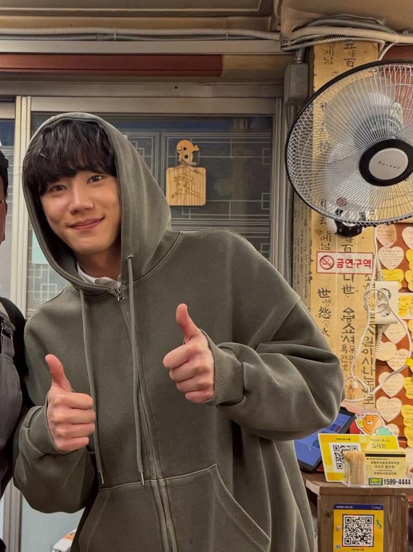 복복복 오천만번해줘야되.....🫳🫳🫳💕