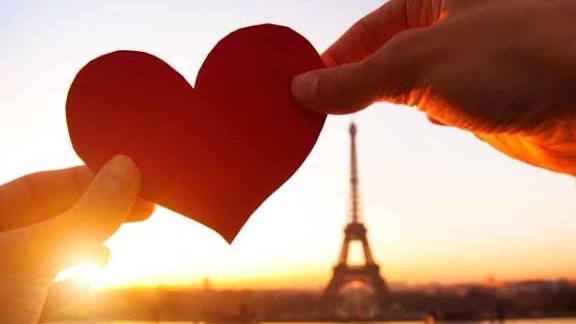 Joyeuse Saint-Valentin, chers Parisiens! ❤️💙