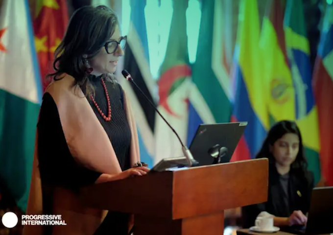 DavidRobie's tweet image. Francesca Albanese: Why a revolutionary shift on global justice is underway #CafePacific #progressiveinternational #FrancescaAlbanese #globaljustice #GazaGenocide @palestine @OnlinePalEng @EyeonPalestine 
davidrobie.nz/2026/02/france…